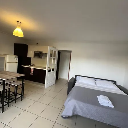 Domaine Juan Flore Apartamento *