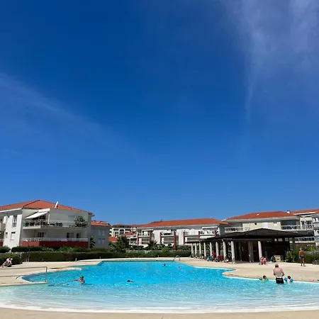 Domaine Juan Flore Apartment